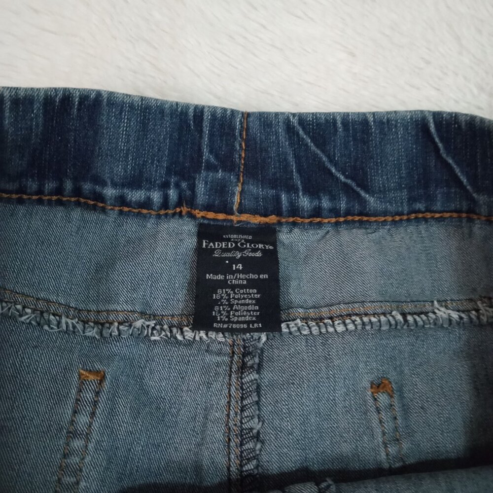 Faded Glory Women's 3 Pocket, Stretch Denim Jeans (Size 14) Color: Medium Blast - Picture 3 of 7
